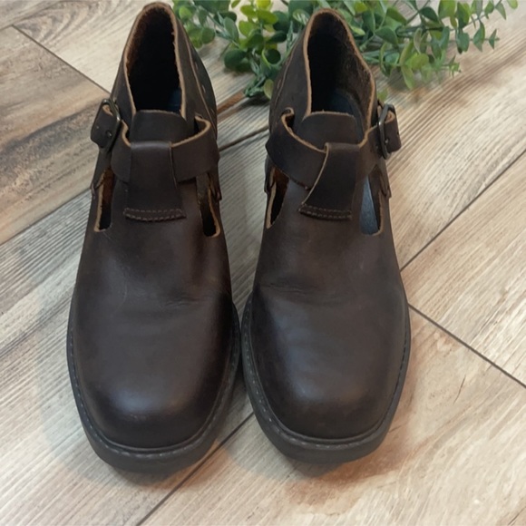 MIA-Rugged Wear Chunky Heel Lug-T-Strap Oiled Leather women’s shoes Sz 7 ❤️ - Picture 5 of 7